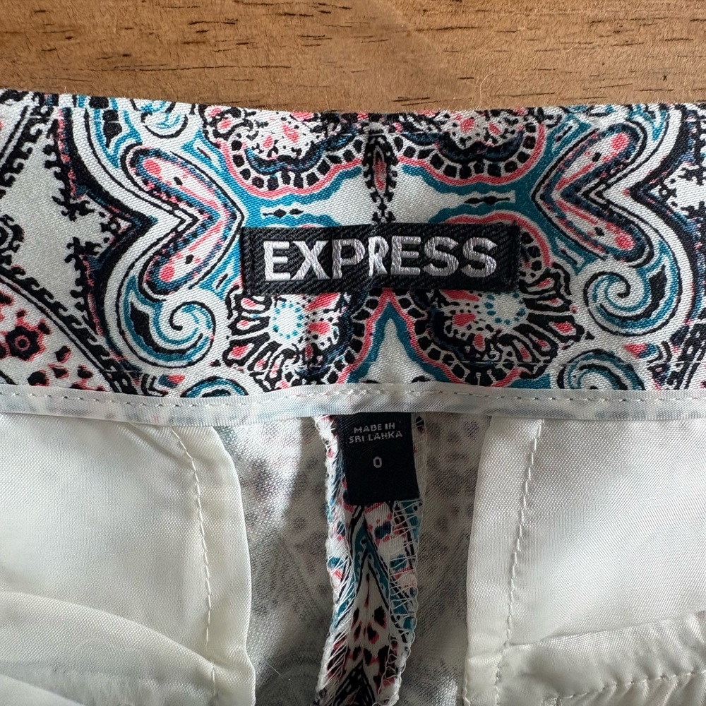 Express Shorts - Size 0